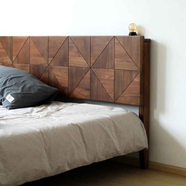 Zi Sumu is a Nordic two-person black walnut double bed