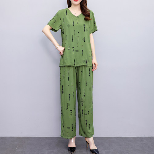 中老年妈妈夏装新款宽松短袖棉绸两件套女时尚印花九分裤睡衣套装 - 图3