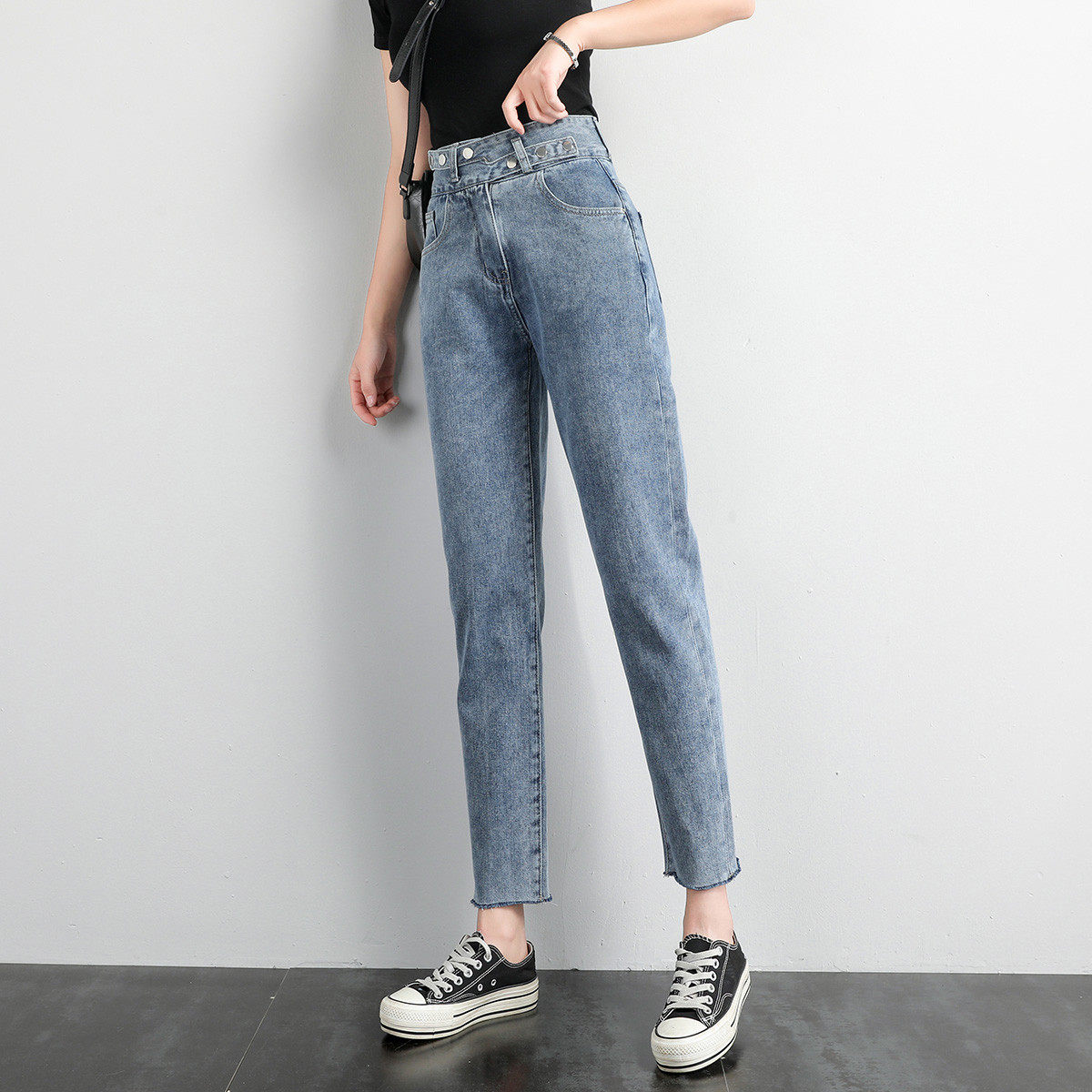 真维斯个性高腰显瘦毛边女装牛仔裤 真维斯时尚牛仔裤