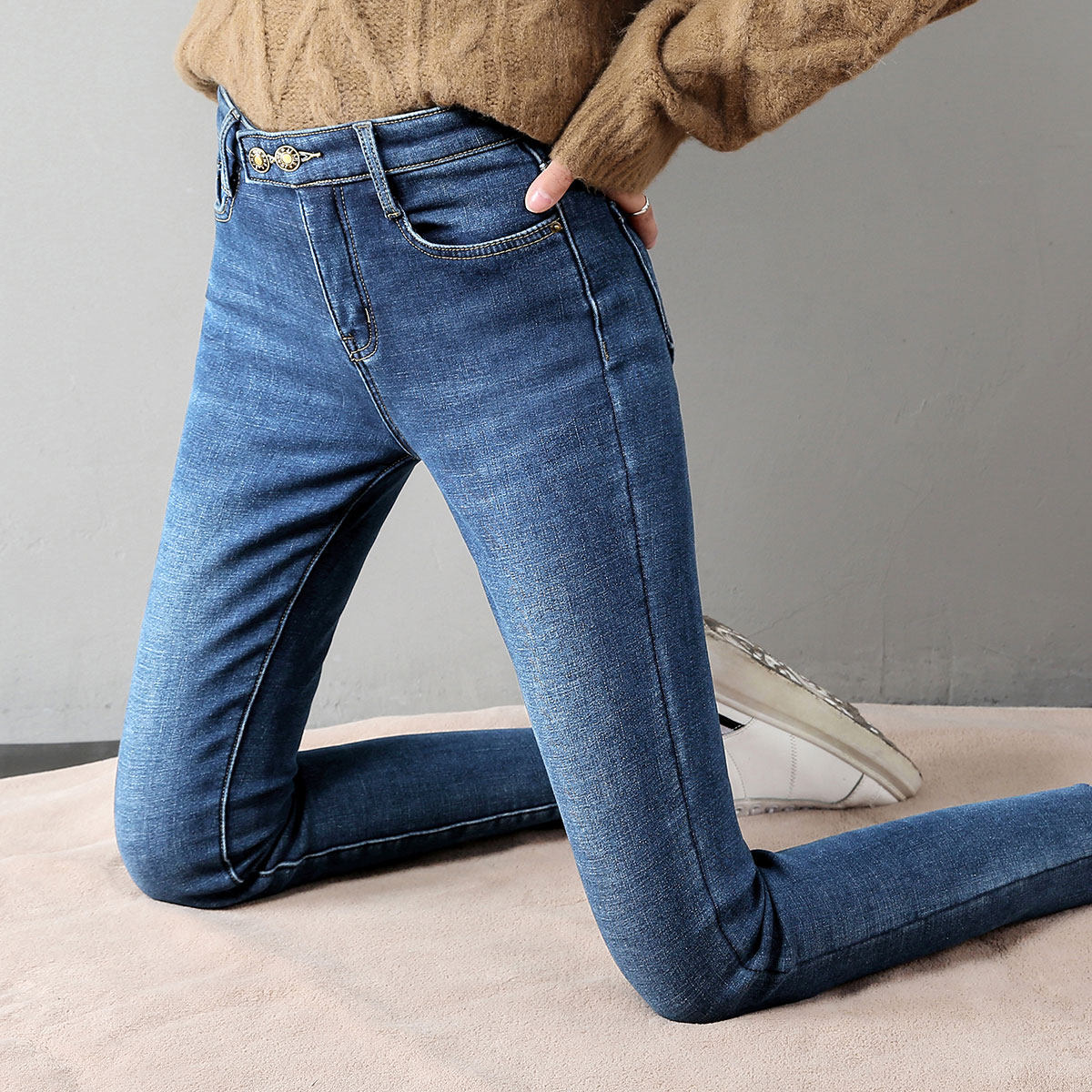 真维斯(加绒)冬季高腰显瘦牛仔裤 真维斯时尚牛仔裤