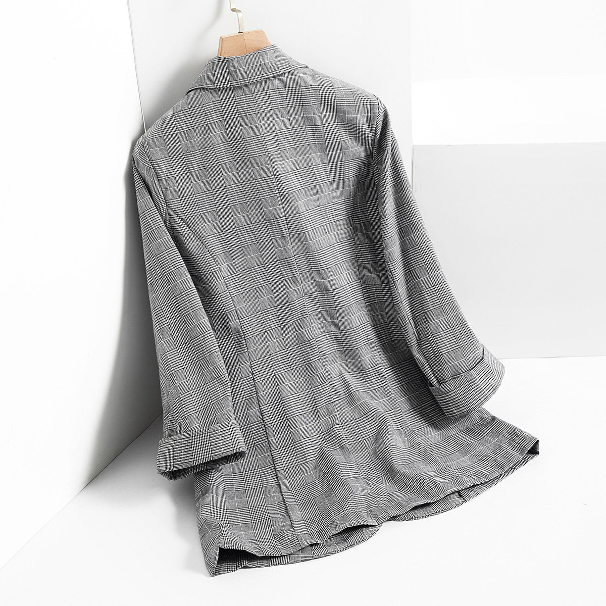 真维斯秋装新品通勤ol风修身格纹秋 真维斯时尚短外套