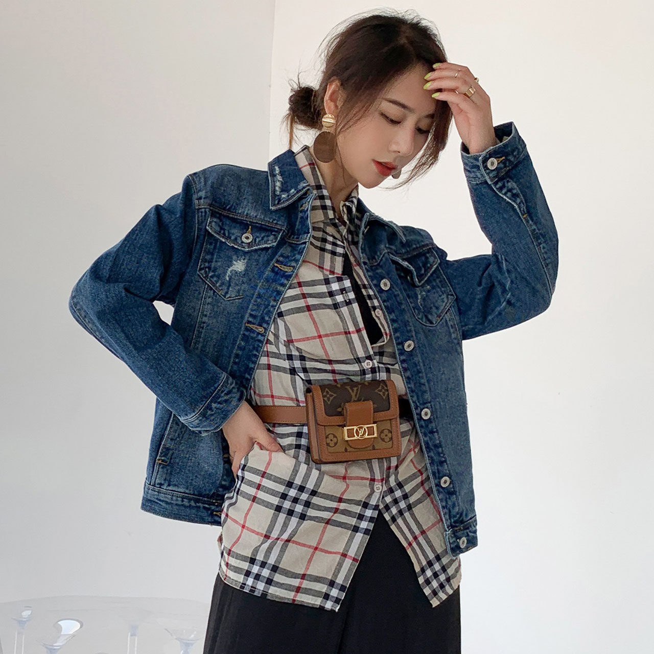 秋季款新品潮流韩版女款磨破长袖 真维斯时尚短外套