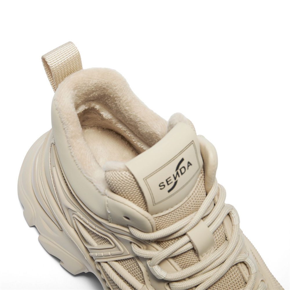 森达老爹鞋女款2024冬季新商场同款运动厚底拼接休闲短靴XJU01DD4