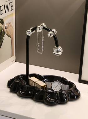 收纳储物奶油风玄关客厅