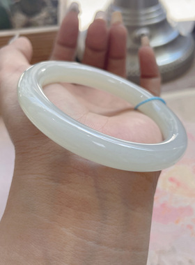 和田玉手镯天然晴水手镯女款青海料圆条玉镯冰种玉镯子