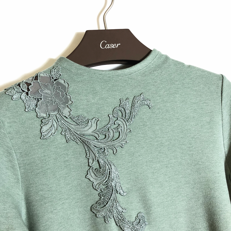 caser清仓秋凯撒女士馨思特小高领贴花保暖上衣秋衣打底衫BE56922 - 图0