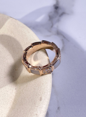 Bvlgari宝格丽55号玫瑰金宽版镶钻白贝母蛇骨戒指 正品保真