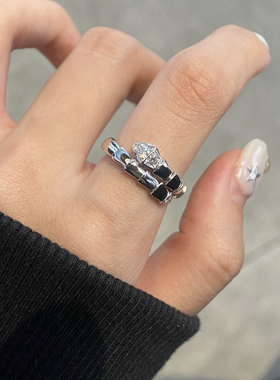 Bvlgari 宝格丽51-53号白金窄版头尾钻蛇头戒指 正品保真