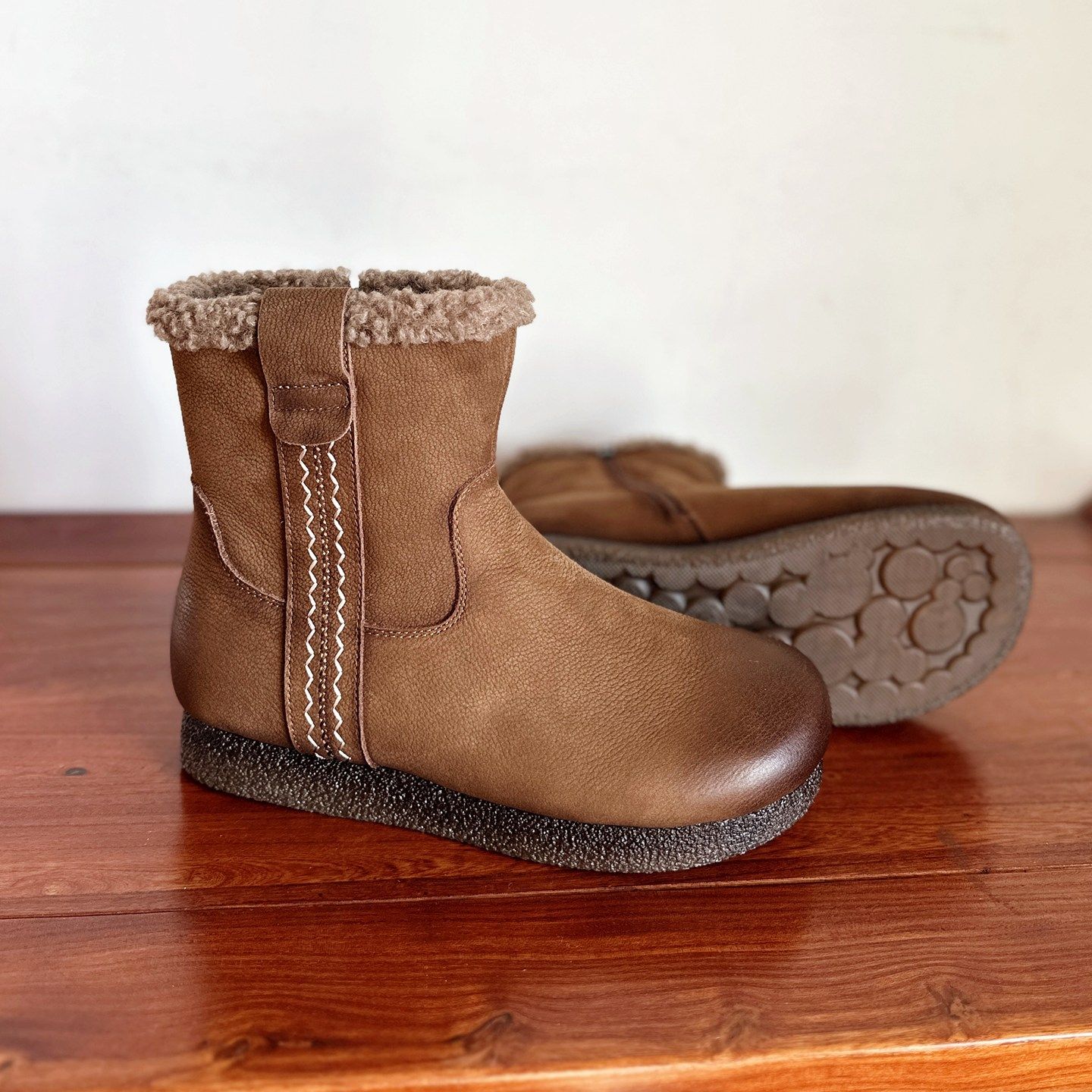 【烁掌柜】2025冬复古风手工真皮女靴头层牛皮加厚保暖棉靴雪地靴,淘宝优惠券,粉丝福利购,淘宝优惠卷