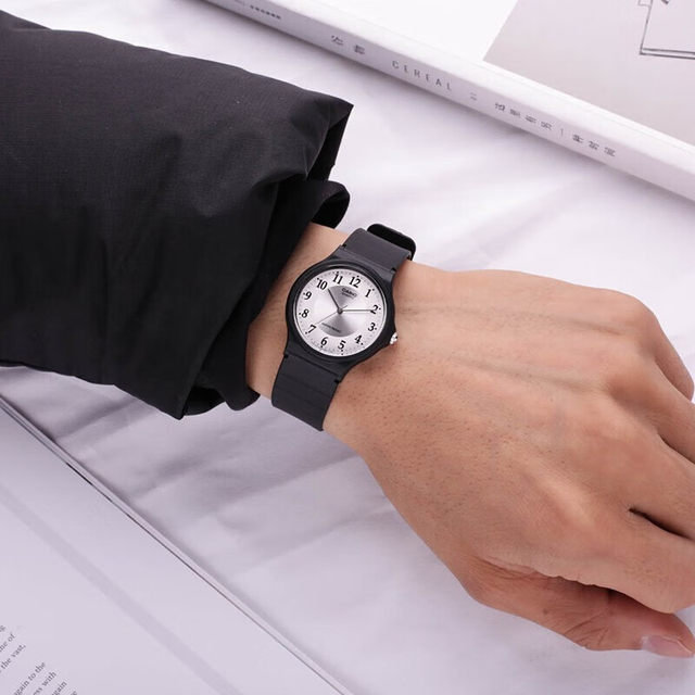 Casio watch red small black watch Qiao Mei same style