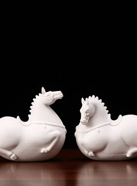 白色陶瓷马摆件一对伴手礼