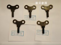 Key 4 X4mm for energetic use on old mechanical clock keys such as the pre-liberation German bell Japanese bell