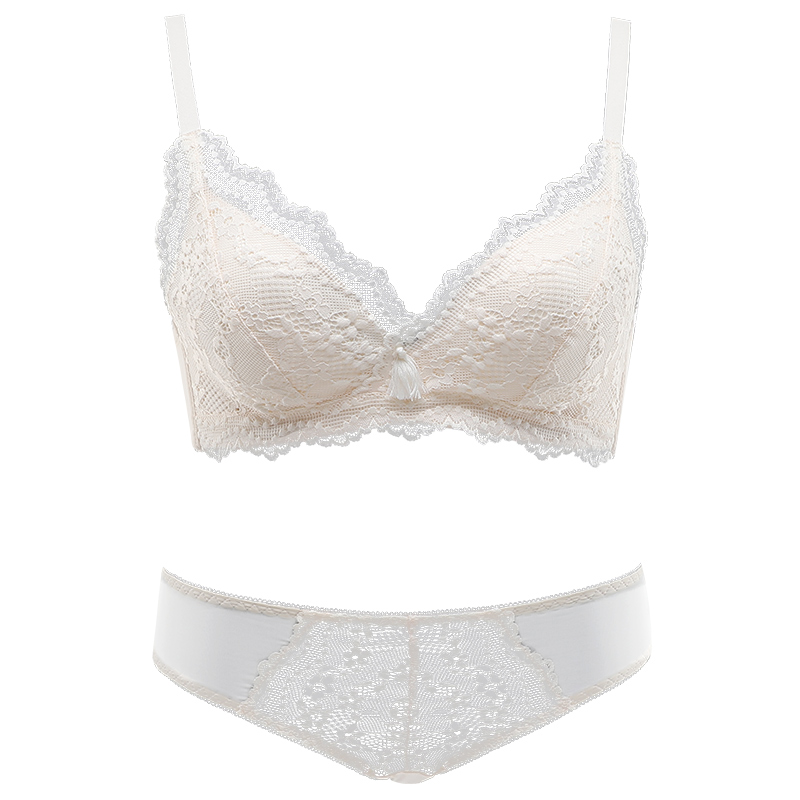 薄款大胸显小无钢圈聚拢防下垂内衣 嫦香诗文胸