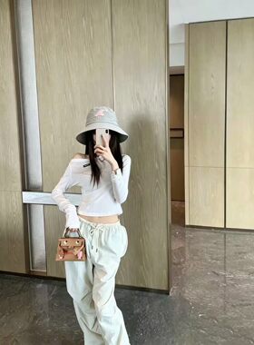 网红穿搭博主推荐百搭韩系笑脸渔夫帽中帽檐有型显脸小撞色设计