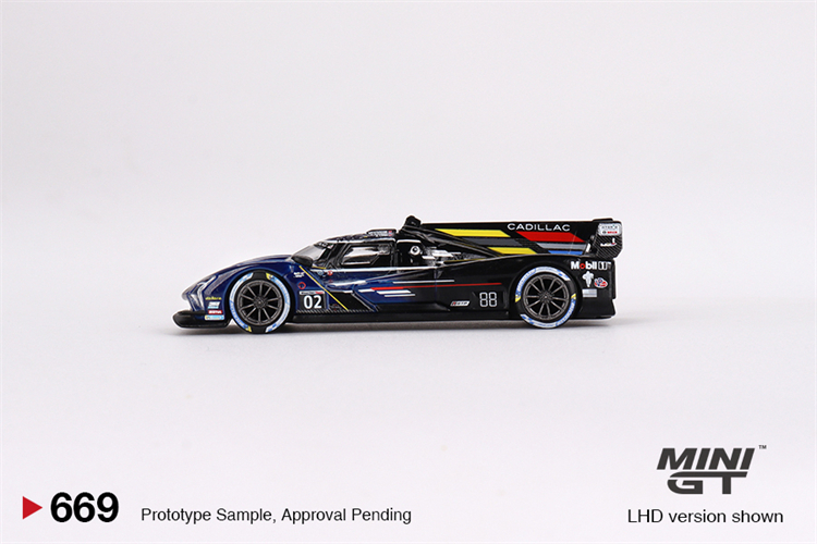 1:64宝马凯迪拉克讴歌 2023 IMSA GTP合金汽车模型-图3