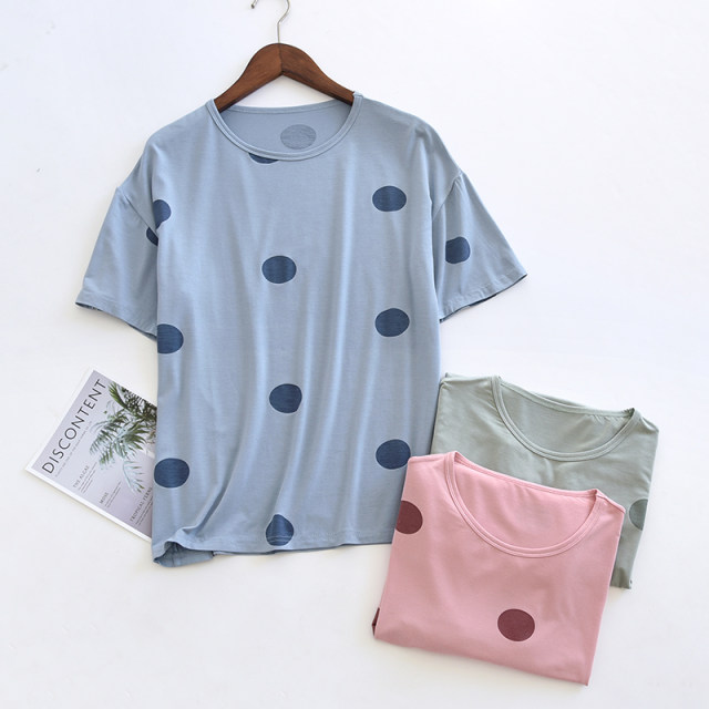 ເສື້ອຍືດ polka dot ຂອງແມ່ຍິງ modal ສົດໆ ທີ່ມີຜ້າແພທີ່ທັນສະໄໝ