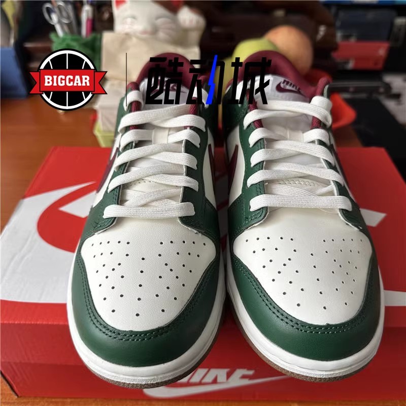 Nike Dunk Low 白红绿圣诞配色 低帮 复古休闲运动板鞋FB7160-161 - 图2