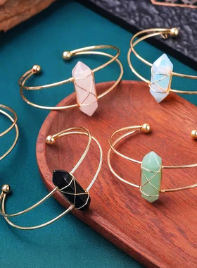 热销双尖六角柱天然石水晶手镯