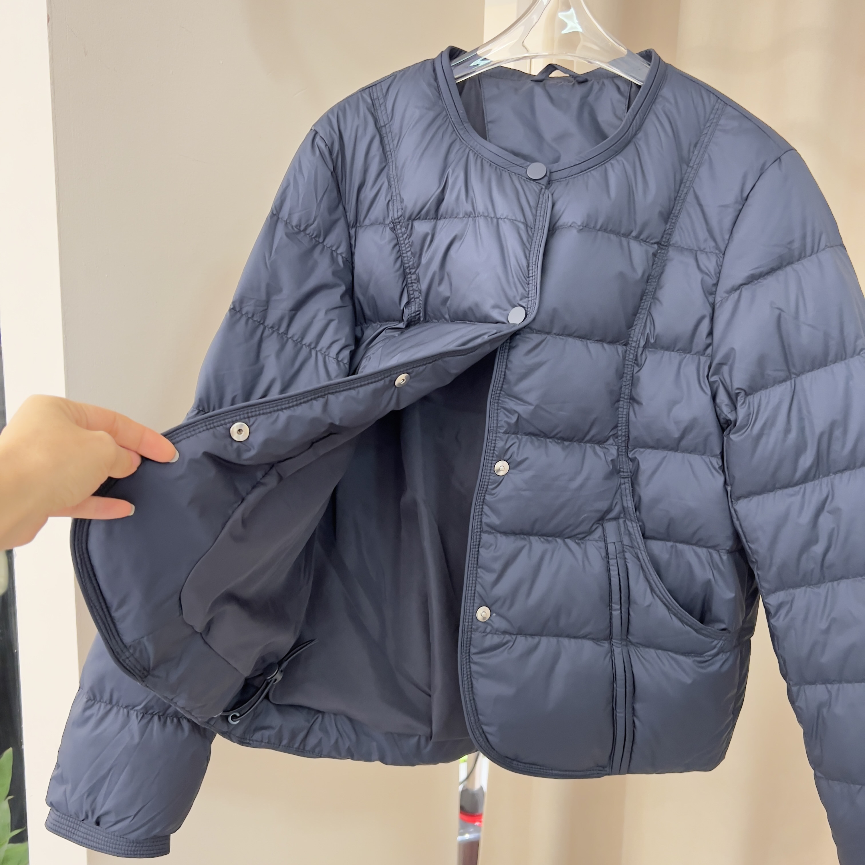 小版简约轻便轻便圆领90白鸭绒羽绒服女百搭设计感小众外套冬6006-图2