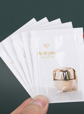 CPB肌肤之钥晶致润耀粉底霜0.3ml