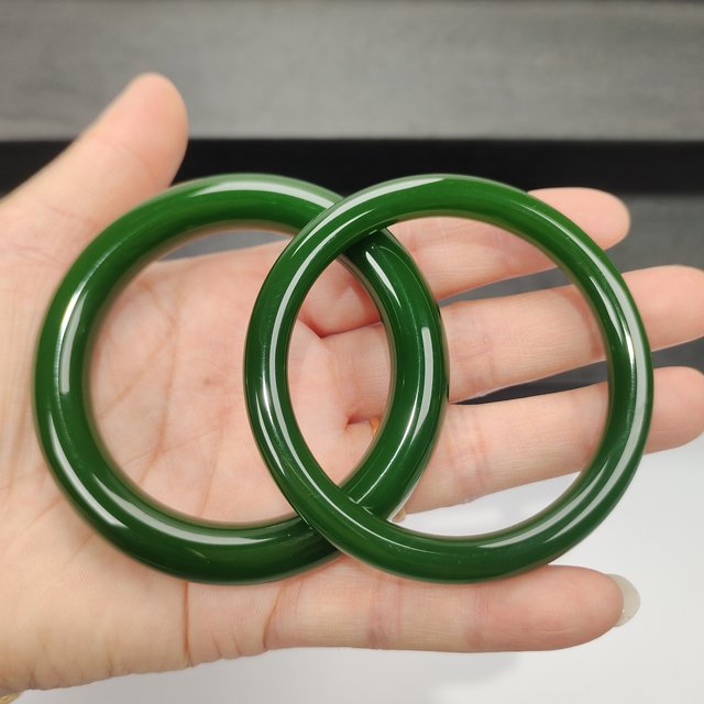 Imitation of Hotan Jasper Spinach Green Round Bar Bracelet Anti-fall