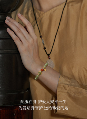 静风格四叶草和田玉手串