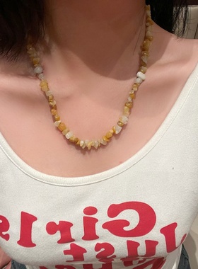 新款多巴胺彩色天然石项链轻奢小众串珠气质锁骨链时尚饰品百搭