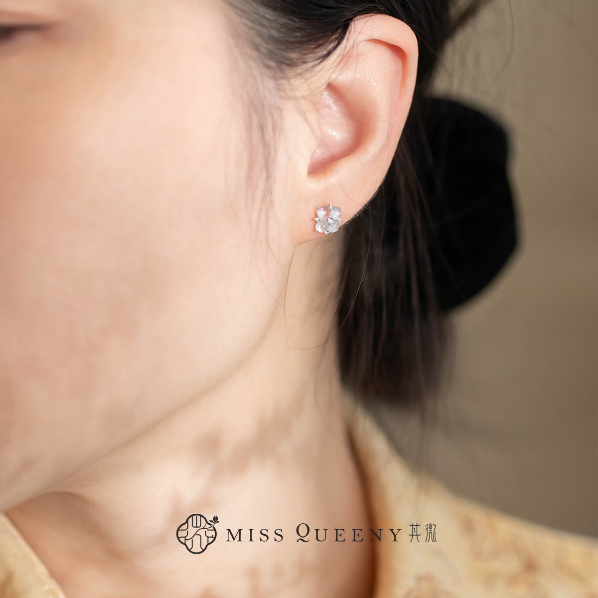 MissQueeny其微|18k金高冰翡翠蛋面花花耳钉钻石时尚气质简约,淘宝优惠券,粉丝福利购,淘宝优惠卷