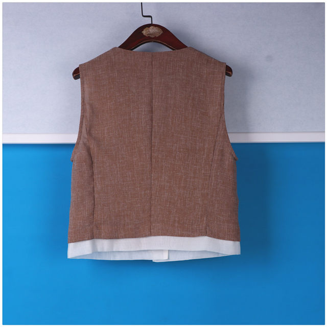 30 ປີຂອງຍີ່ຫໍ້ສູງ euphemistic ແລະ vest ເປັນເອກະລັກ