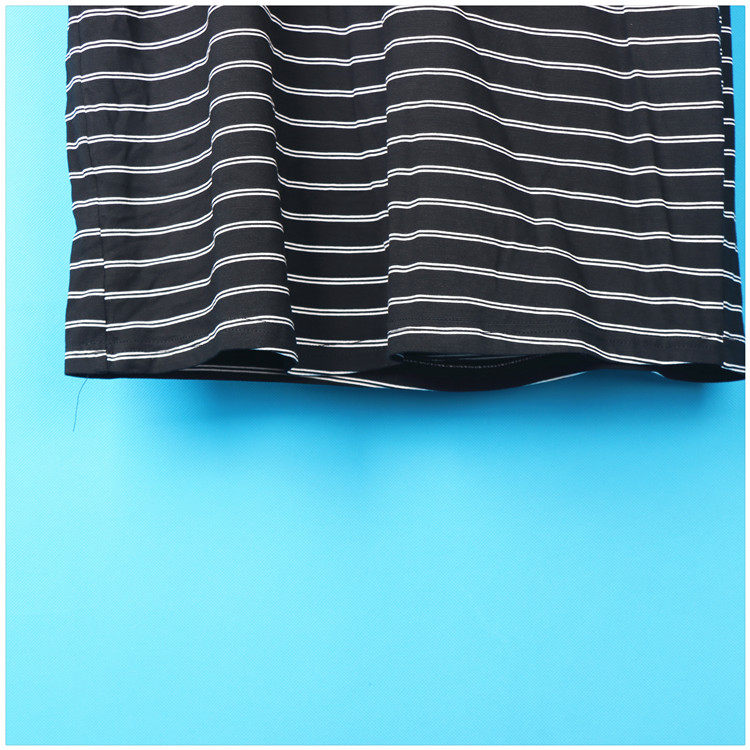 丽新折扣女装 H海 系列2021春新款条纹休闲卡通女宽松女连衣裙