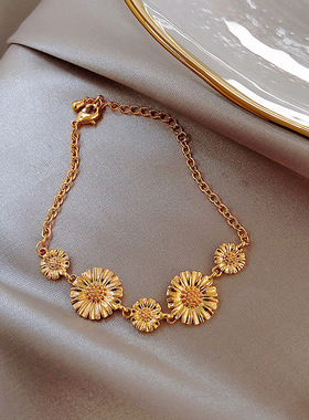 冷淡风花朵学生手环折扣