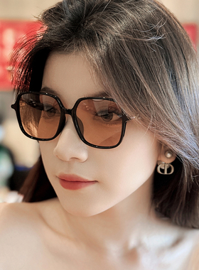 新款太阳镜女大牌墨镜显瘦超轻可配有度数墨镜近视偏光太阳镜女