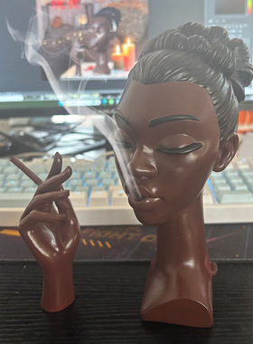 爆款树脂桌面摆件女性香薰炉