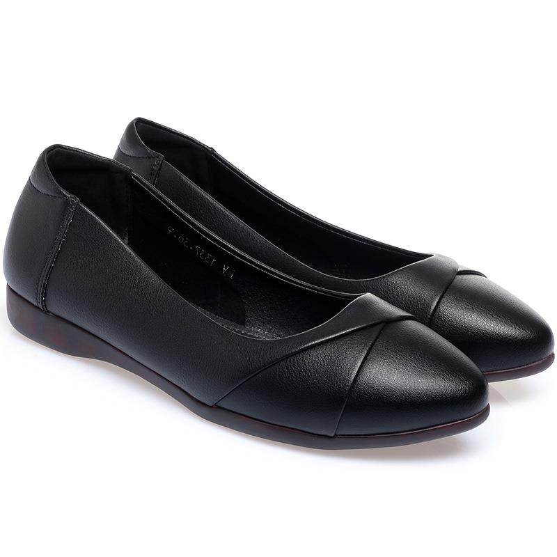 欧洲站中年妈妈鞋软底舒适防滑大码女41一43码皮鞋牛筋底平底中老,淘宝优惠券,粉丝福利购,淘宝优惠卷