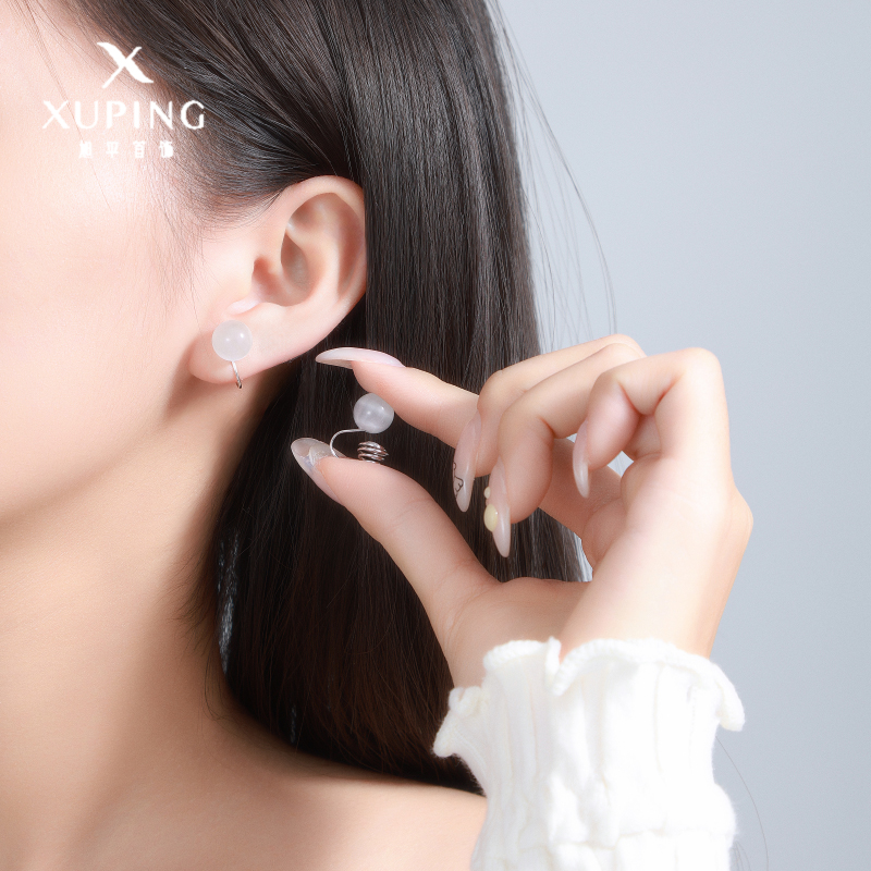 XUPING冰透灰仿猫眼石耳钉女简约ins高级感清透感通勤耳饰耳环D