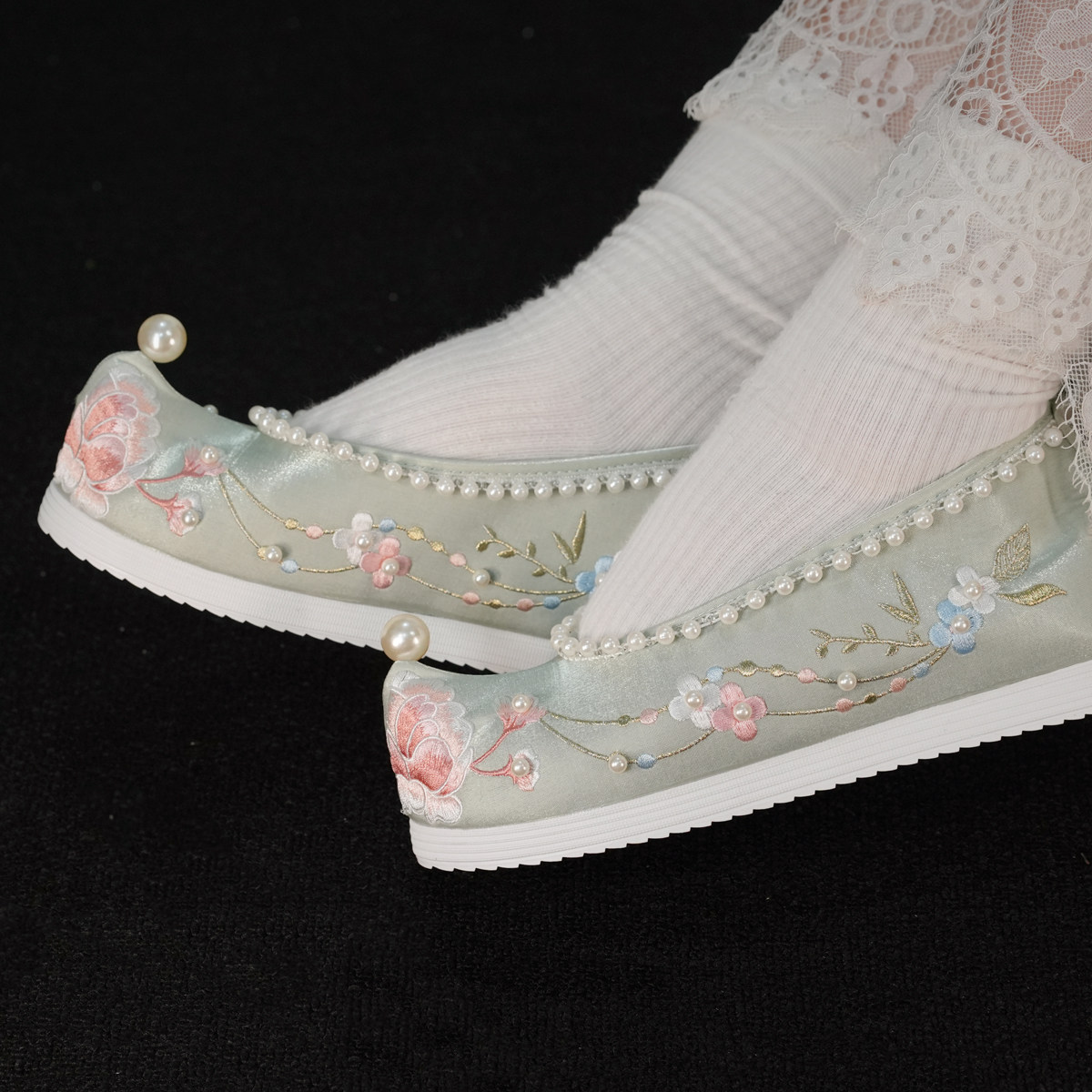 江南朱记汉服鞋【素央】手工钉珠内增高古风翘头布鞋弓鞋绣花鞋,淘宝优惠券,粉丝福利购,淘宝优惠卷