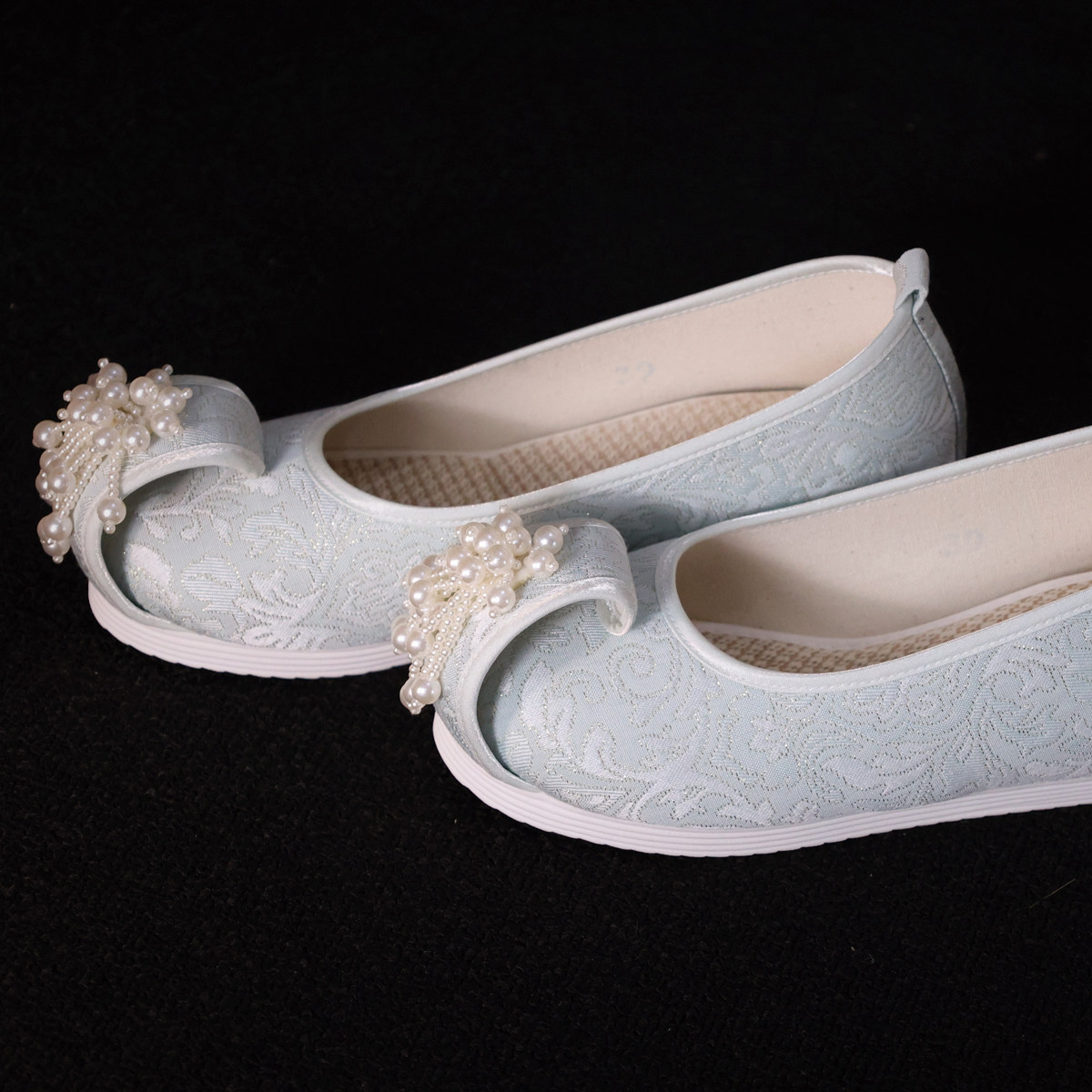 江南朱记【蔓枝】暗纹汉服鞋子古风内增高布鞋圆头珠花云头鞋,淘宝优惠券,粉丝福利购,淘宝优惠卷