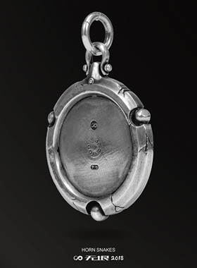 无垠原创宇宙嘻哈钛金属银吊坠