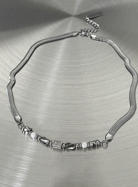 扭转串珠项链男高级感百搭嘻哈设计锁骨链配饰女小众简约新款饰品