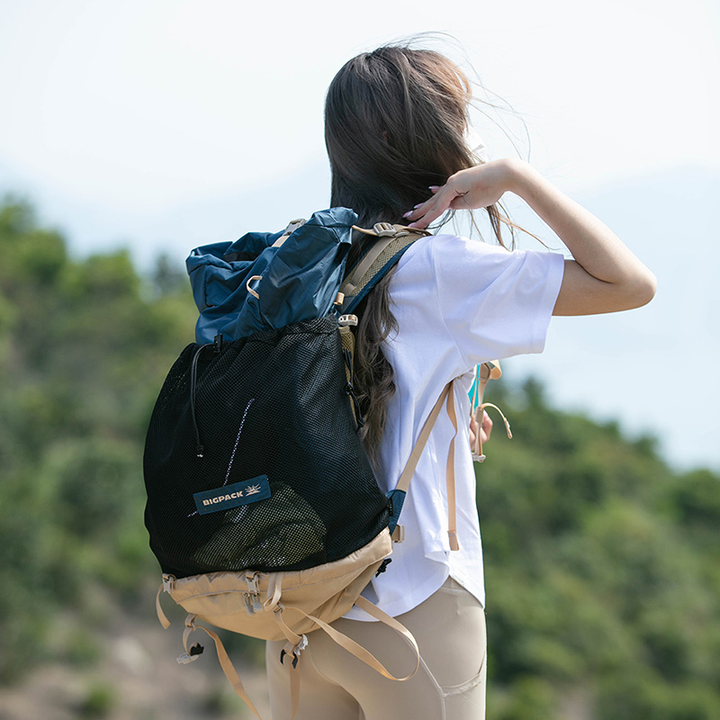 BIGPACK德国派格ROCKY迷彩户外背包登山包徒步旅行包野营赠防雨罩-图3