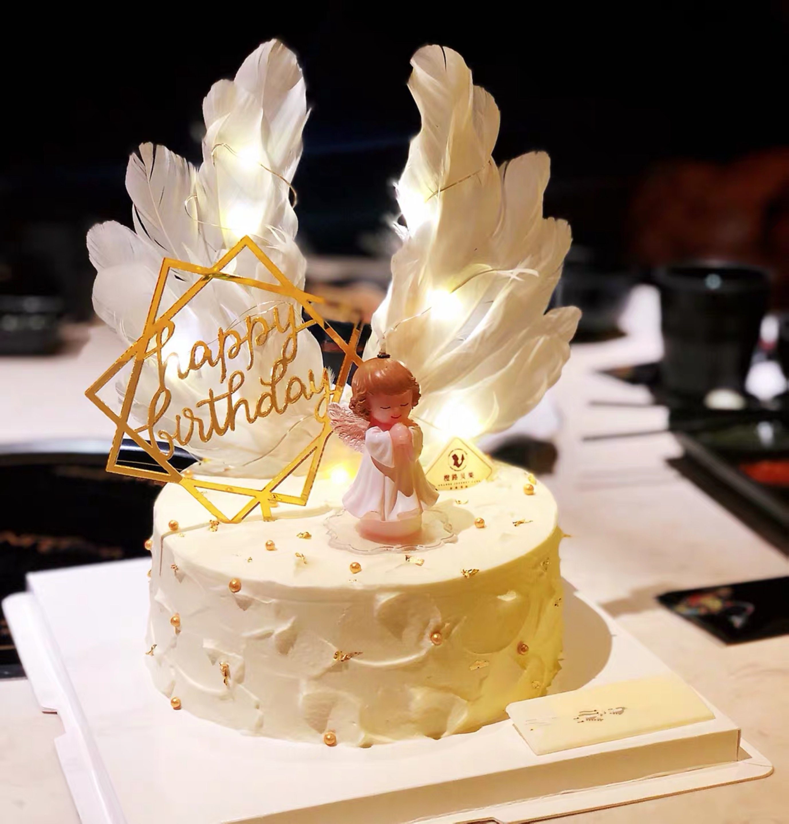 小红书网红皇冠羽毛裱花双层水果生日蛋糕送女神女友闺蜜西安配送