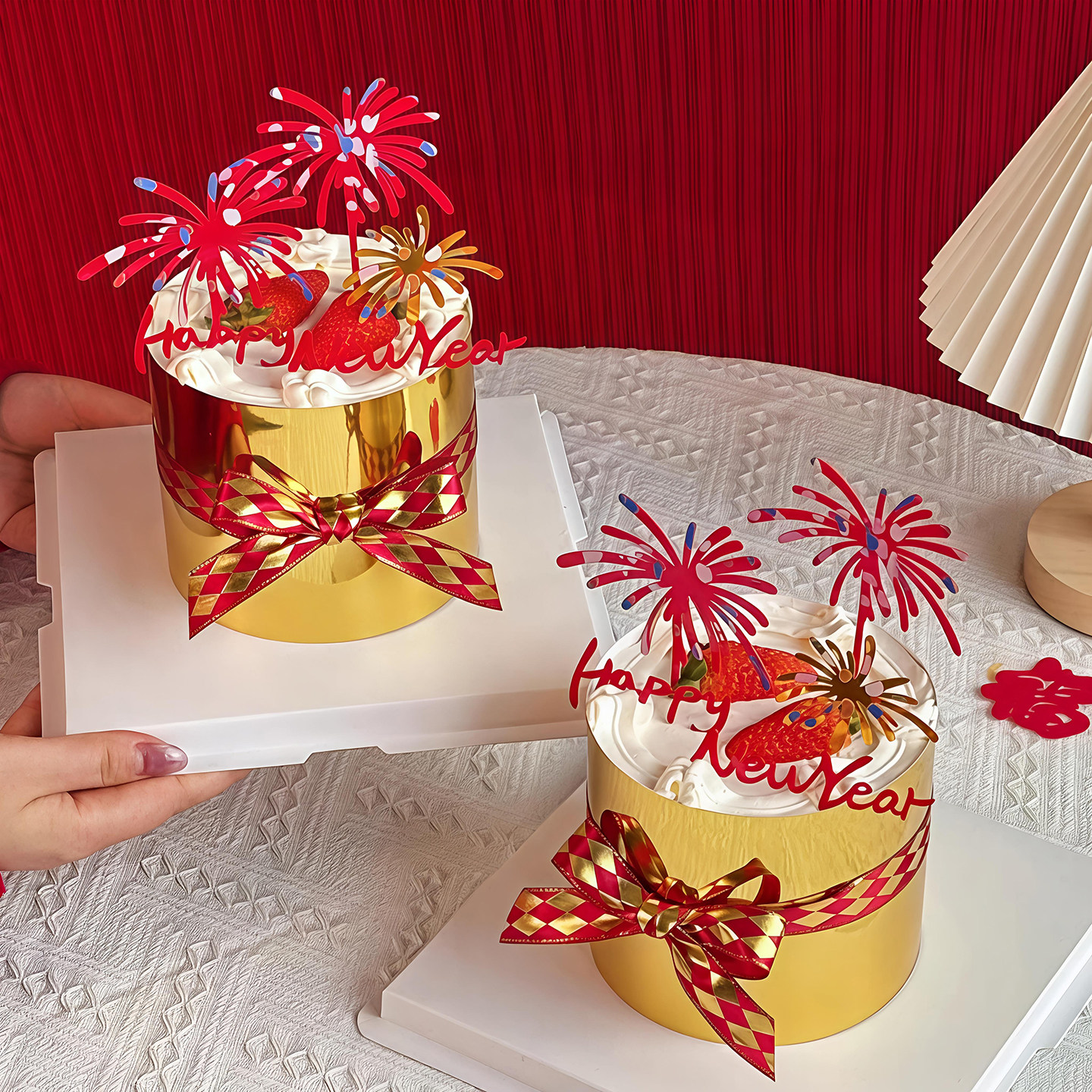 包邮2026新年跨年马年蛋糕装饰插件亚克力红金礼花菱格丝带插件,淘宝优惠券,粉丝福利购,淘宝优惠卷