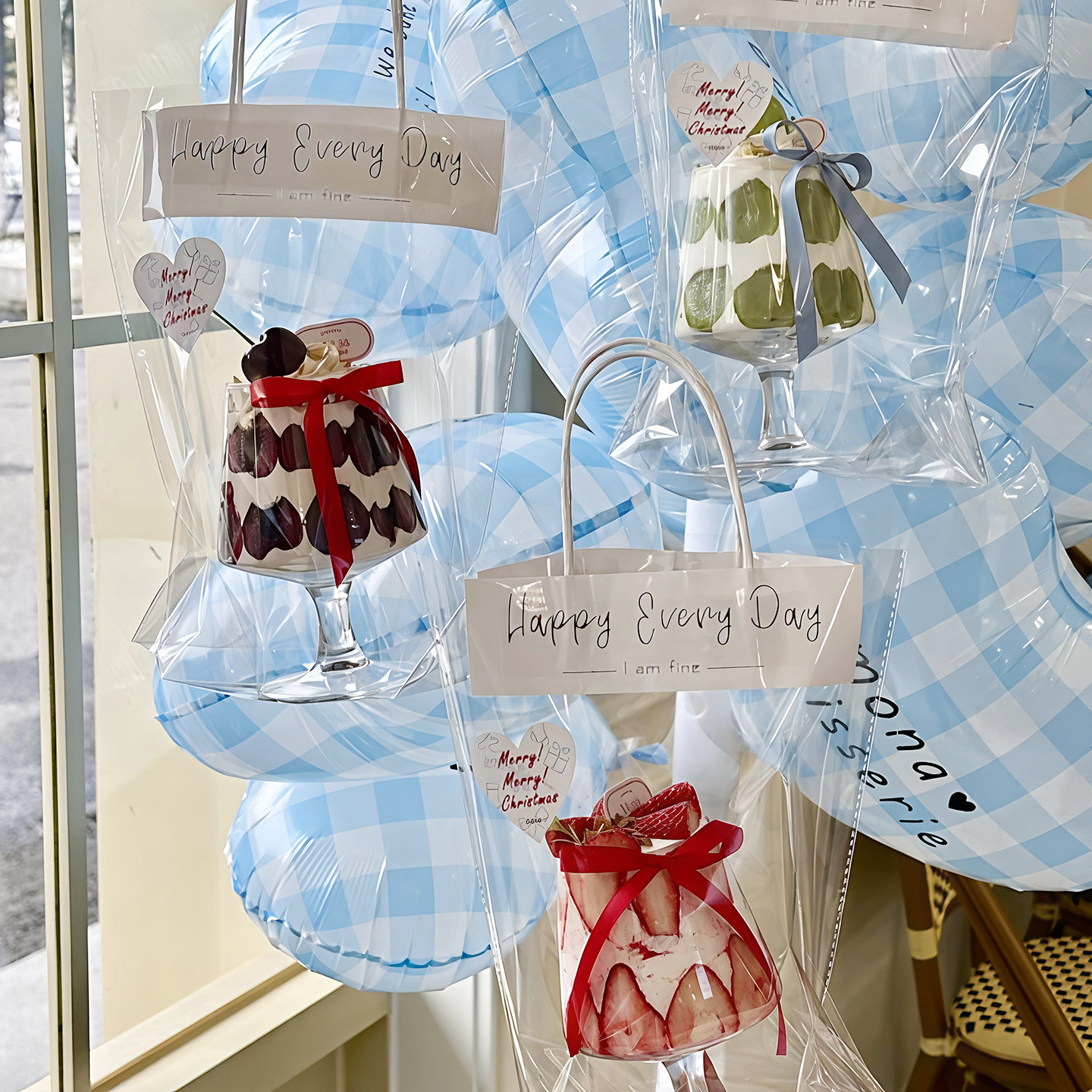 网红新年圣诞蛋糕装饰高脚杯手提袋底托包装草莓碰杯玻璃红酒杯,淘宝优惠券,粉丝福利购,淘宝优惠卷