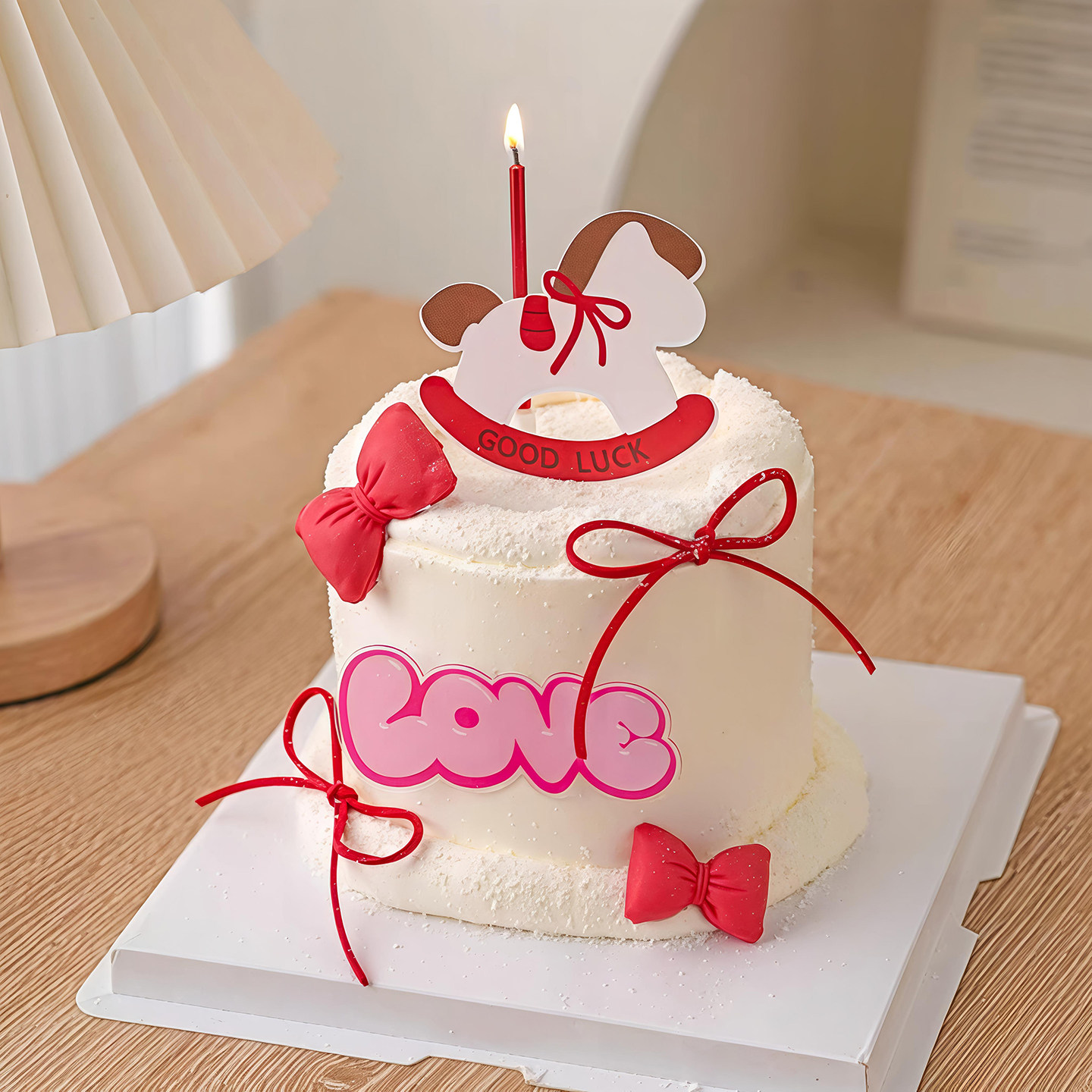 网红214情人节烘焙蛋糕装饰摆件亚克力可爱摇摇马蝴蝶结Love插件,淘宝优惠券,粉丝福利购,淘宝优惠卷