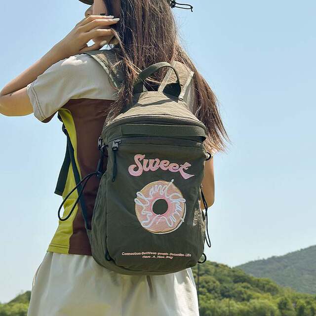 Japanese purchasing ballchain daily travel simple casual outdoor new backpack female mountaineering bag student school bag