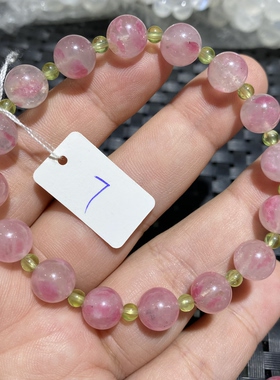 天然水晶蔷薇灰石搭配橄榄色小颗粒设计款桃红柳绿手链樱花雨