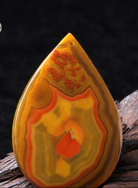 辽宁玛瑙锁骨链水滴形吊坠捡漏