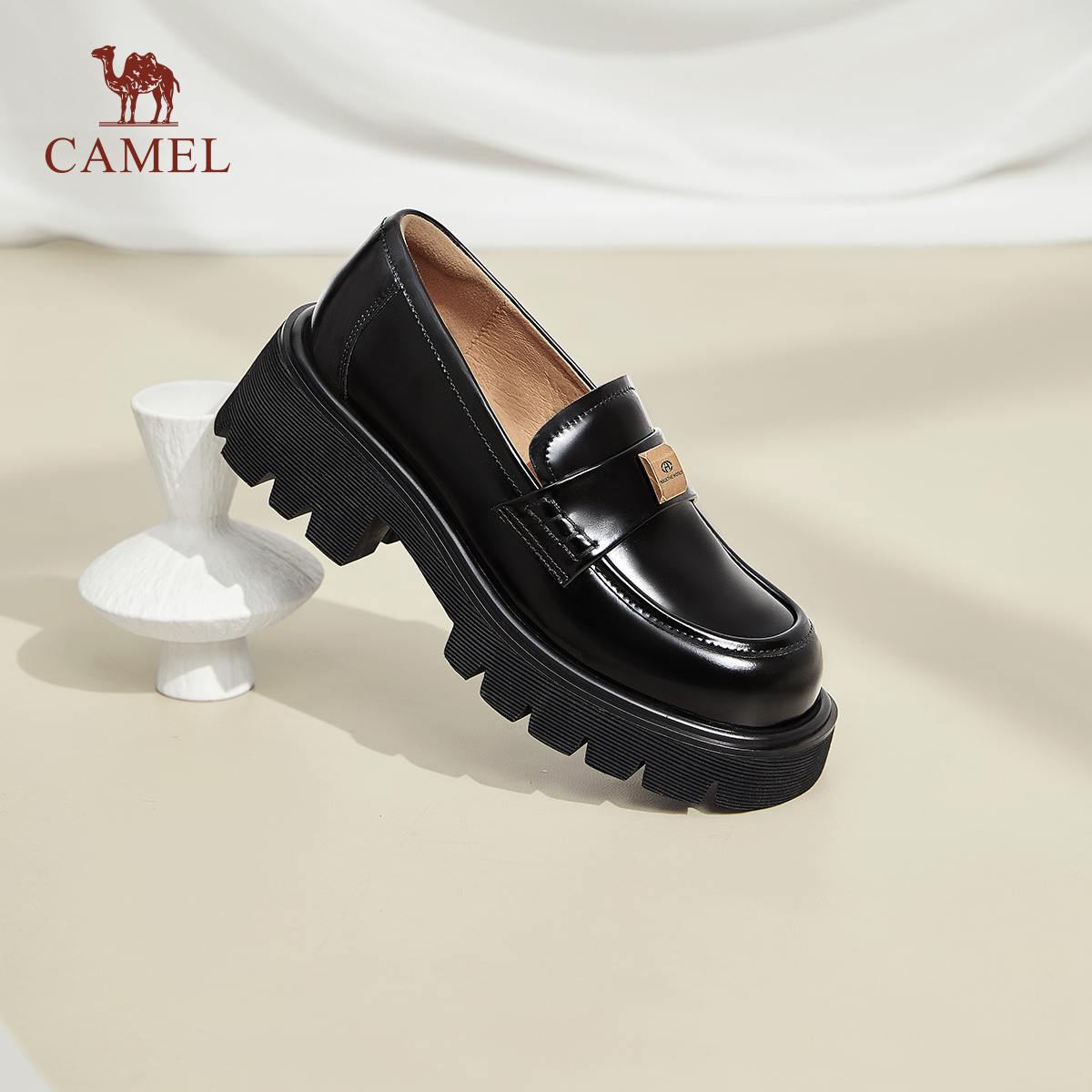 骆驼女鞋2025夏季新款真皮英伦风小皮鞋休闲通勤高跟单鞋女乐福鞋 - 图1