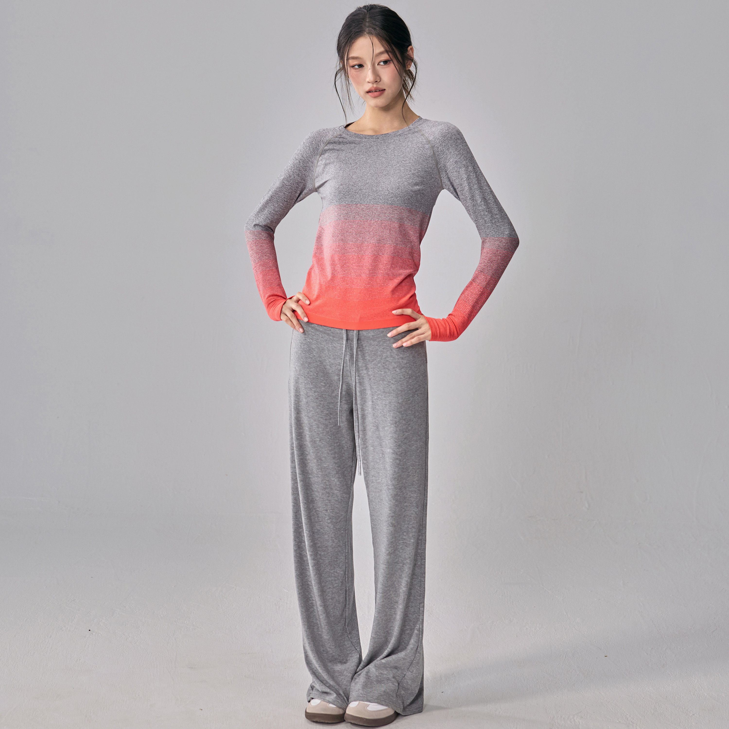 健身女孩渐变圆领瑜伽服长袖修身显瘦普拉提训练户外跑步运动上衣,淘宝优惠券,粉丝福利购,淘宝优惠卷