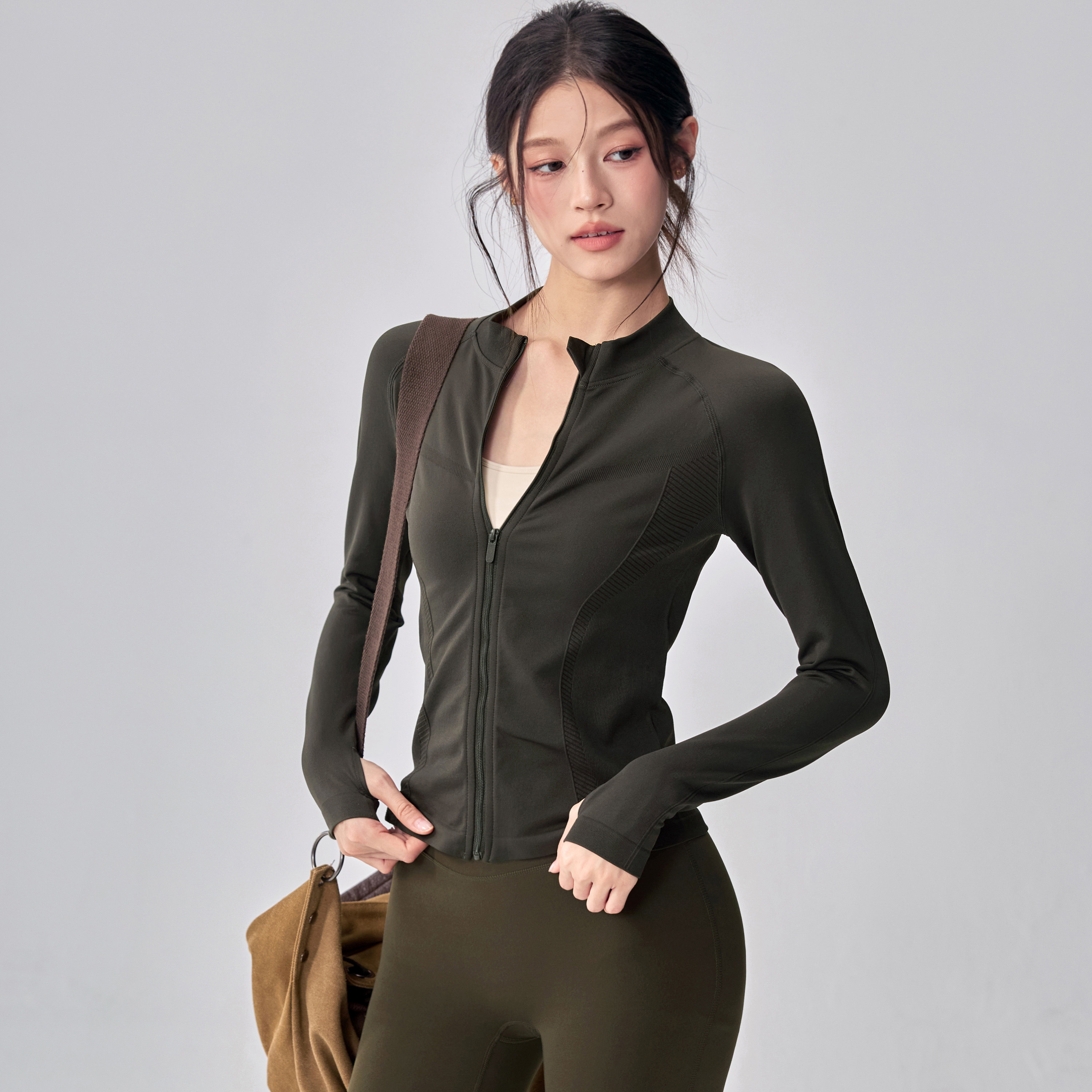 健身女孩立领显瘦瑜伽服外套速干跑步训练运动上衣普拉提长袖秋冬,淘宝优惠券,粉丝福利购,淘宝优惠卷